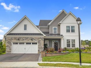 21 Cole Pl, Cranbury, NJ 08512