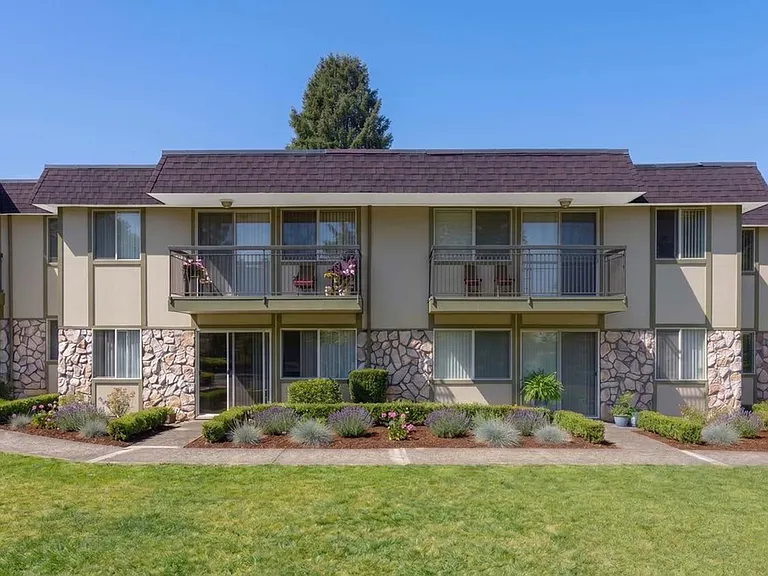 Park Ballinger Exterior