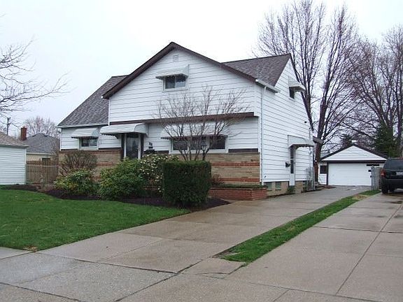 2nd image of 332 E 312th St
