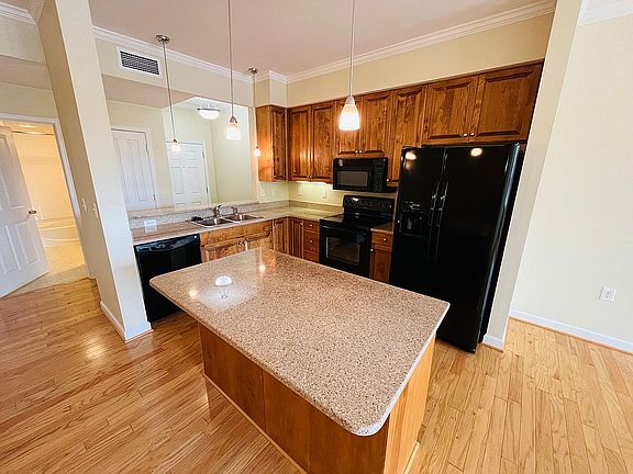 3rd image of 230 Nat Turner Blvd S APT 4011