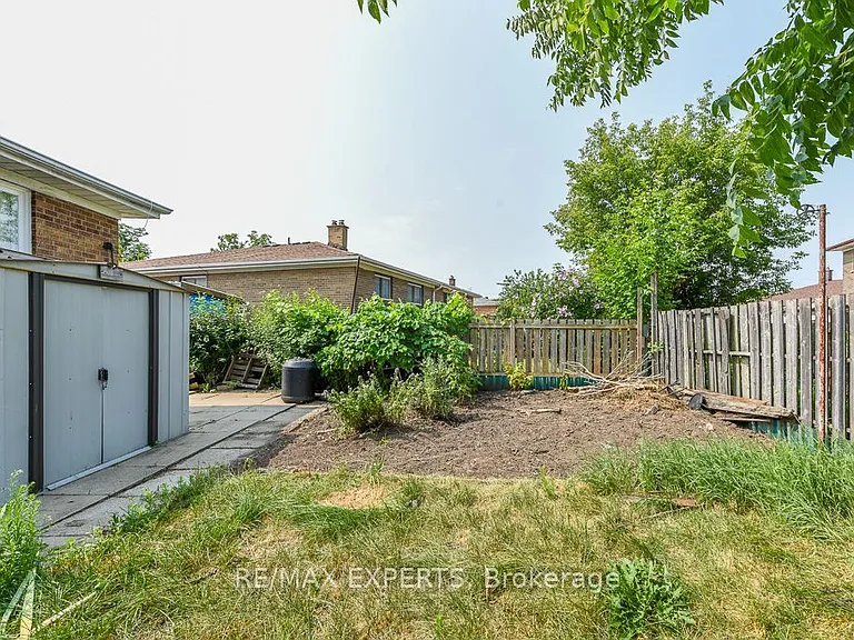 22 Rubydale Gdns — Photo 22