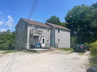 120 Willow St E, Fall River, MA 02720