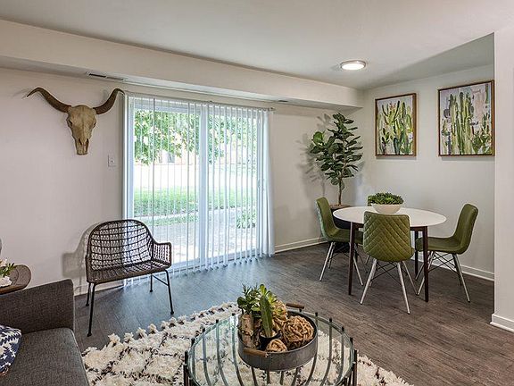 4th image of 3335 Meadowdale Blvd #47
