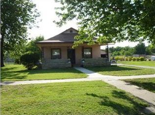 305 N Main St, Burden, KS 67019