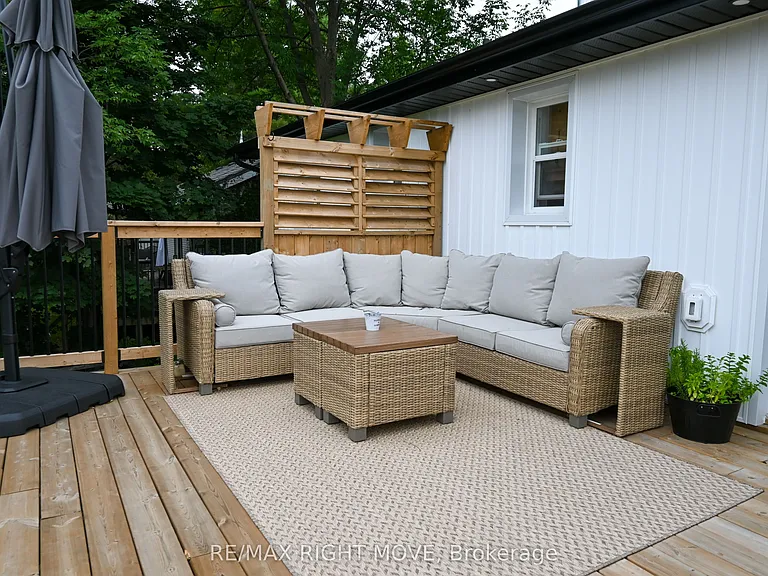 4287 Huronia Rd — Photo 12