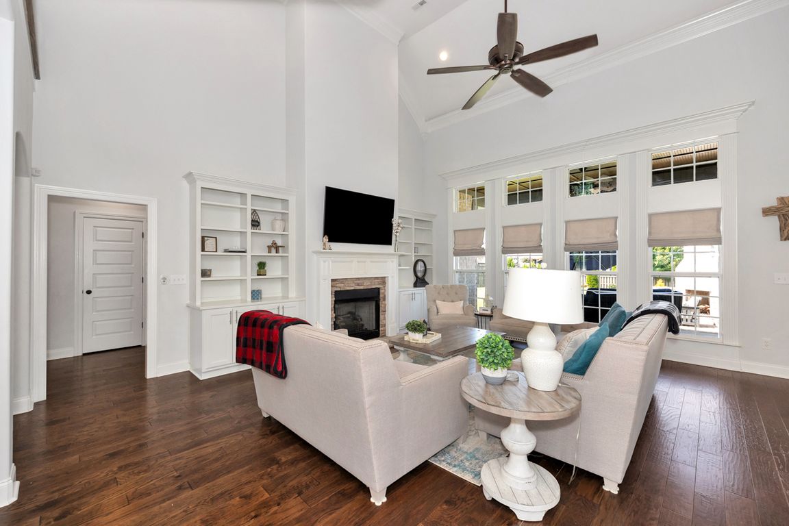 next background image