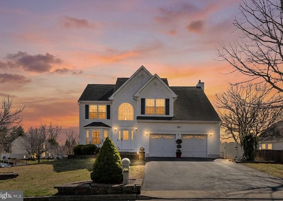 1st image of 187 Compass Rd