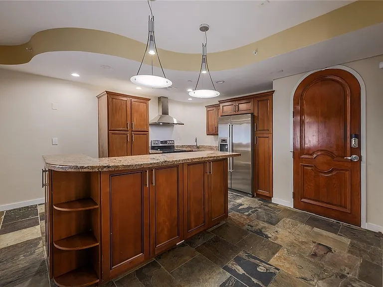 1812 West Ave #501 — Photo 39