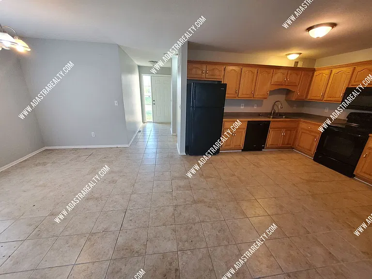 304 N 9th St #B — Photo 11