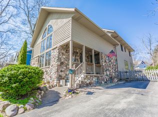 223 Lake St, Pewaukee, WI 53072