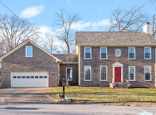 1211 Cobblestone Ln, Clarksville, TN 37042