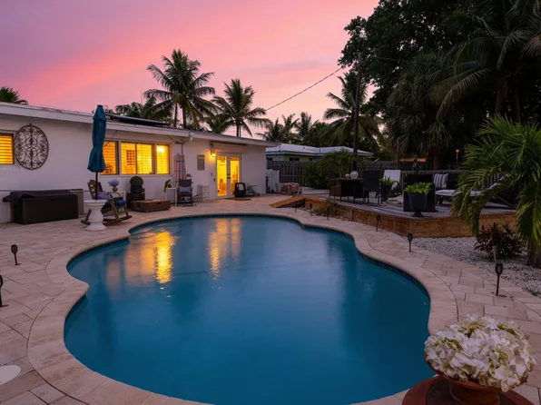 874 NW 2ND Avenue, Boca Raton, FL 33432