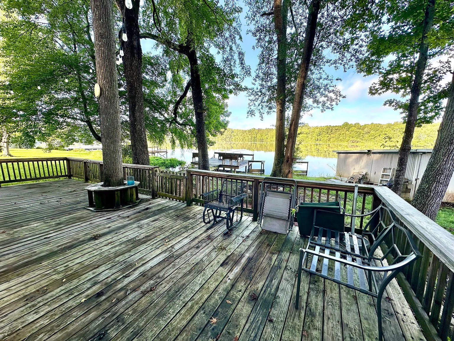 187 Weavers Lake Front Rd — Photo 4