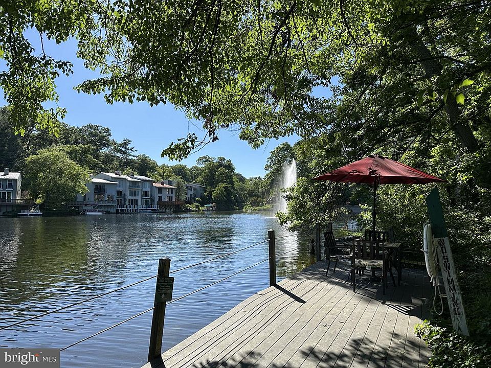 1st image of 1550 Moorings Dr