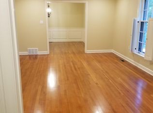 262 E Poplar Ave, Collierville, TN 38017