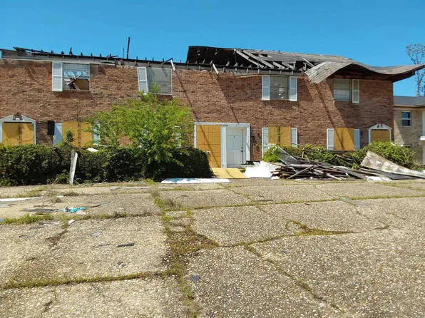 1806 Sanford Dr, Little Rock, AR 72227