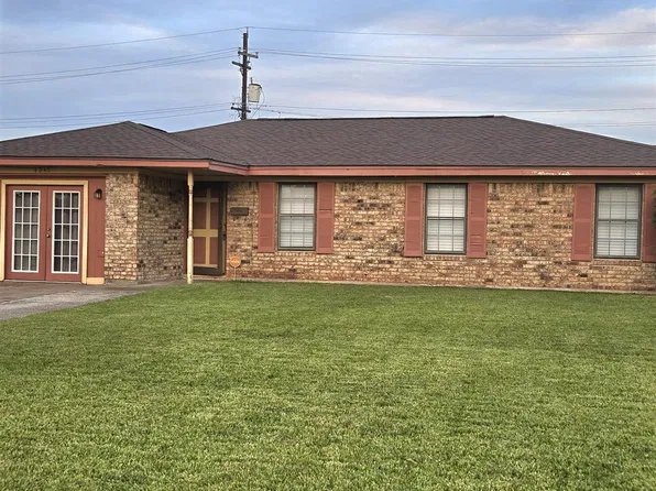 4940 Beaumont Dr, Beaumont, TX 77708
