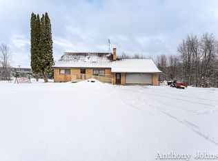 928 W Woodrow Rd, Shelby, MI 49455