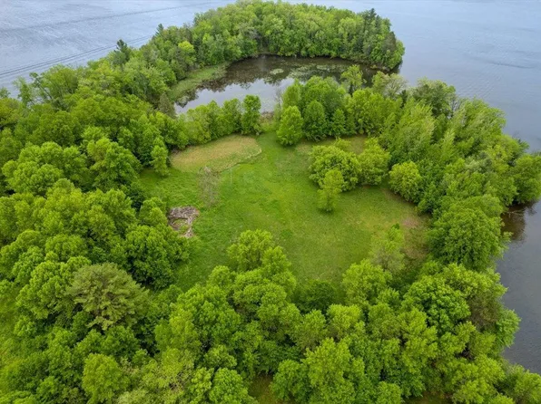 X Garbutt Is, Birchwood, WI 54817