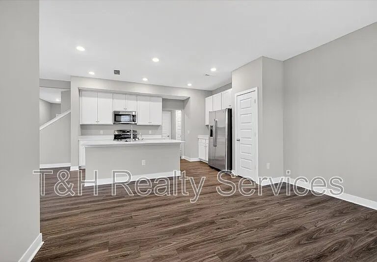 9586 Beckett St — Photo 17