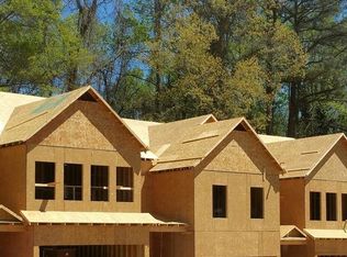 242 Britt Dr, Lawrenceville, GA 30046