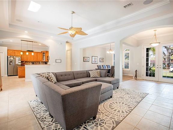 4th image of 1300 Royal Palm Dr S
