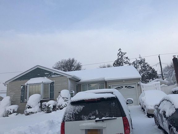 3rd image of 85 Dartmouth Dr