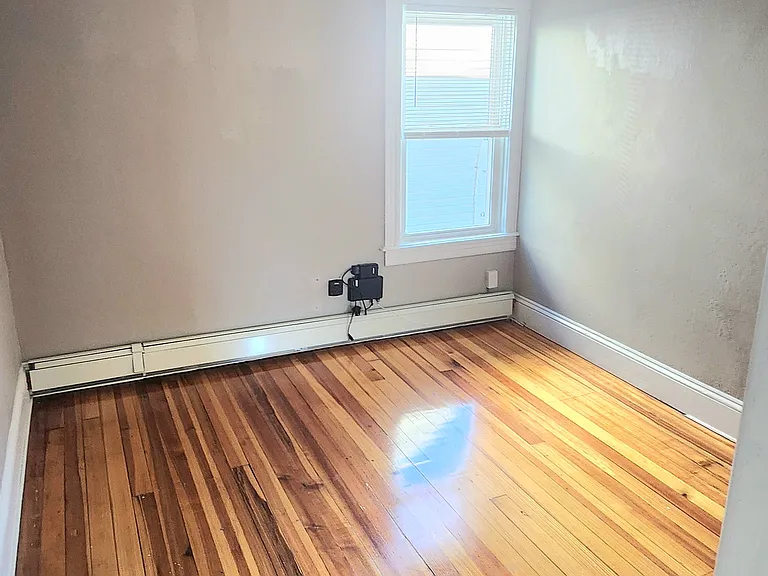 65 W Cole St #2 — Photo 6