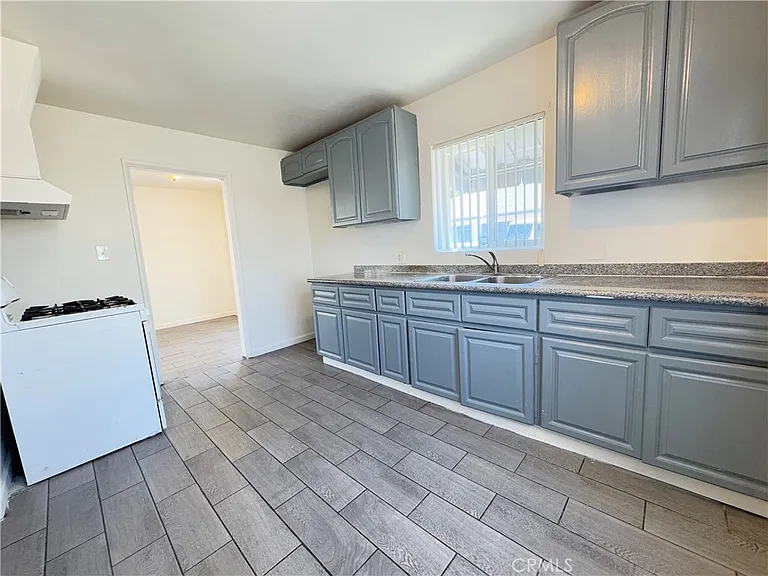 1468 Sepulveda Ave — Photo 5