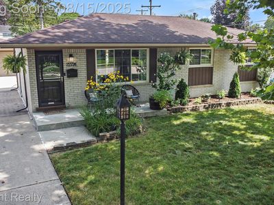 22734 Ashley St, Farmington Hills, MI, 48336