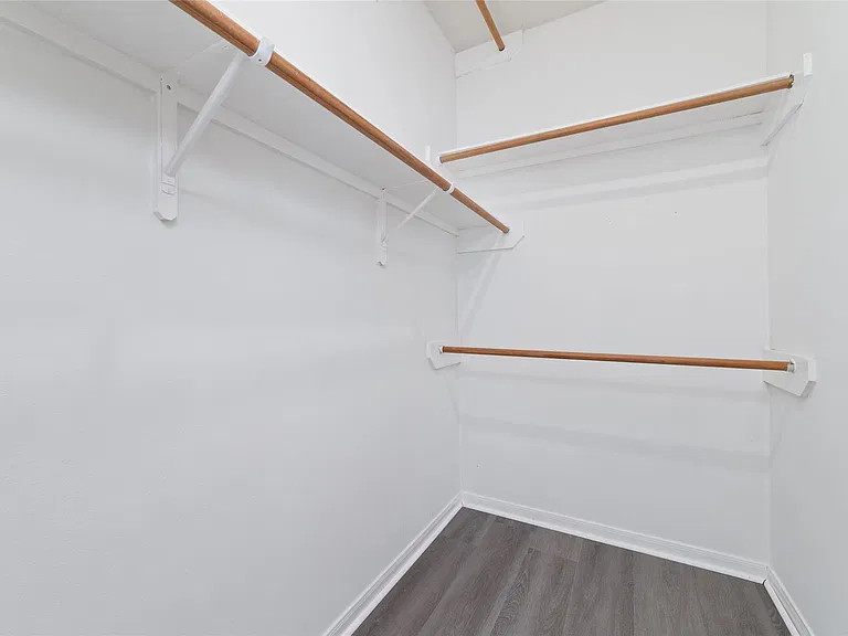4211 Torrey Creek Ln — Photo 19