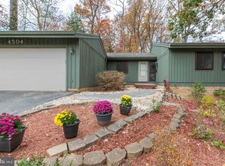 4504 Wakefield Dr, Annandale, VA 22003