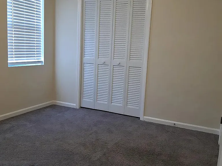 103 Kimeran Ln #B — Photo 16