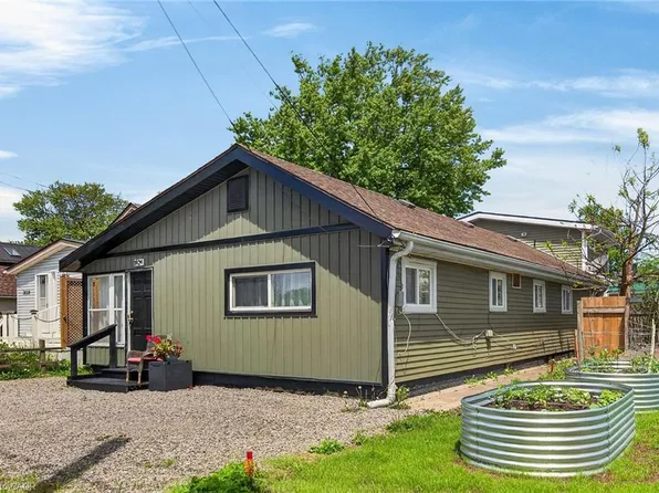 3824 Roxborough Ave, Fort Erie, ON L0S 1B0