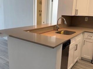 8101 Crespi Blvd APT 504, Miami Beach, FL 33141