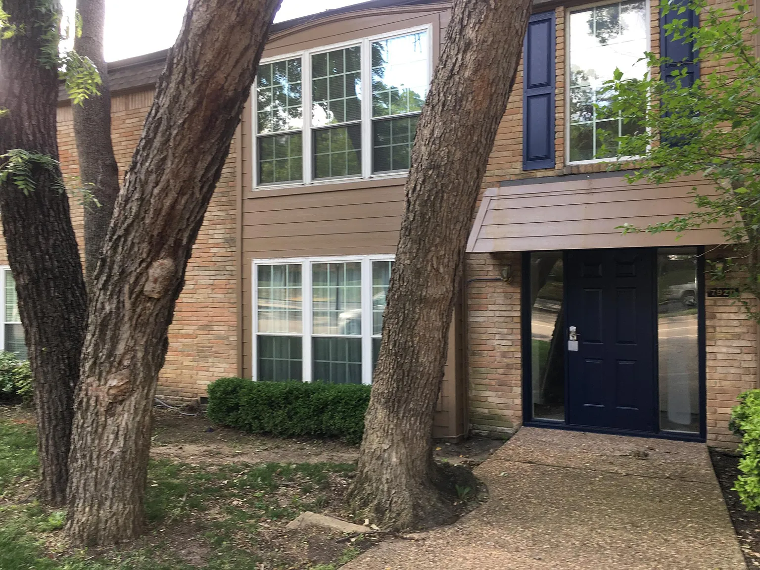 2 bed, 1570 sqft, $1,700 — Photo 4