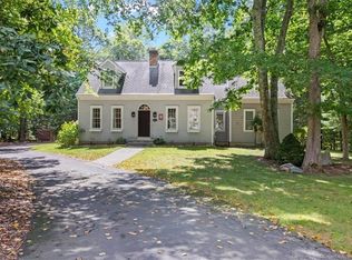 10 Azalea Ln, Old Lyme, CT 06371