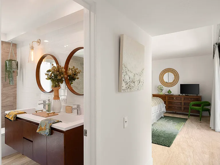 Primary suite entrance.