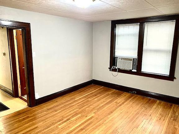 5th image of 4877 Goethe Ave APT 2E