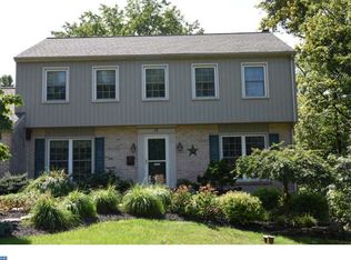 15 Iron Cir, Reading, PA 19607