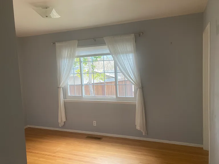 6 Louise Ct — Photo 15