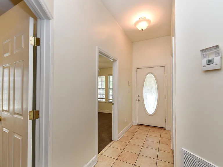 5309 Moonbeam Trl — Photo 2
