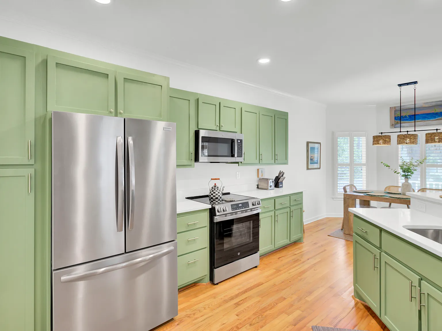 4 bed, 1806 sqft, $9,000 — Photo 4