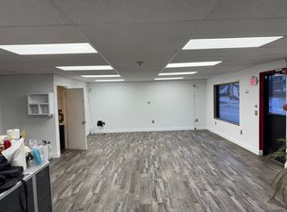 893 Warwick Ave, Warwick, RI 02888