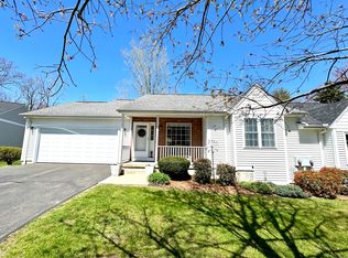 4 Glenbrook Dr UNIT 4, Windsor Locks, CT 06096