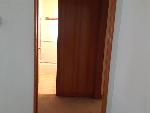 5th image of 11315 E 20th Ter S