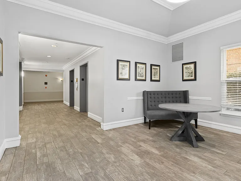 2101 Highcourt Ln #303 — Photo 13