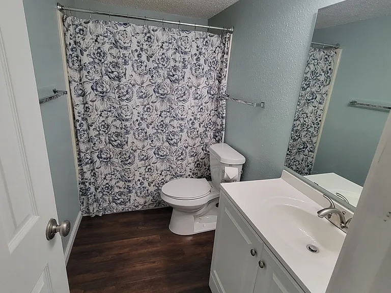 3326 W 8th St #D — Photo 11