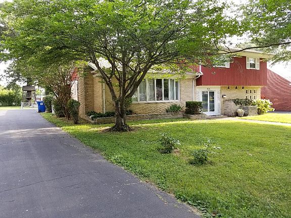 3rd image of 1006 Sharpe St