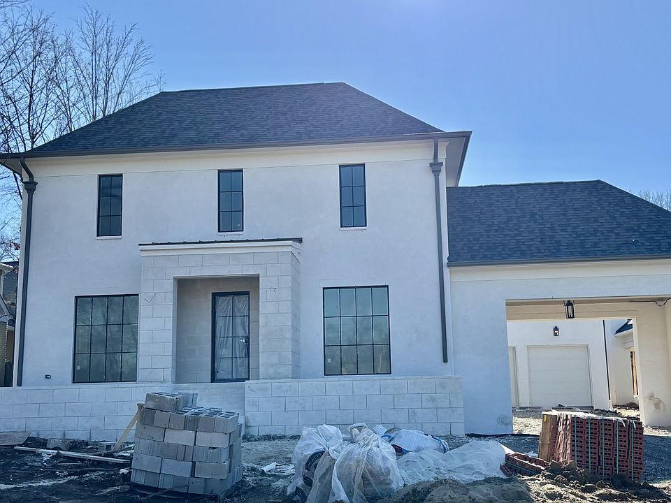 2nd image of 1707 Warfield Dr